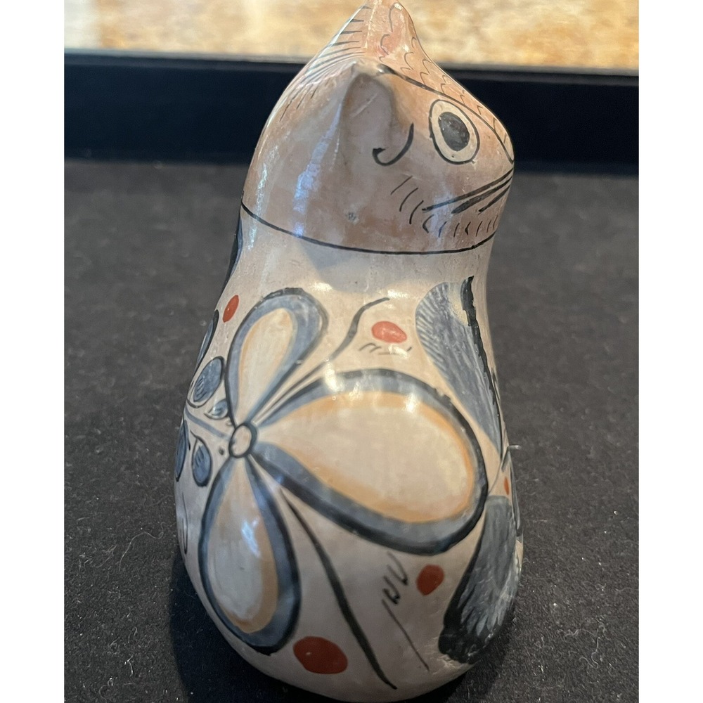 Tonala Cat Sculpture Folk Art Mexican Pottery Flower Design Signed VTG - Picture 5 of 8